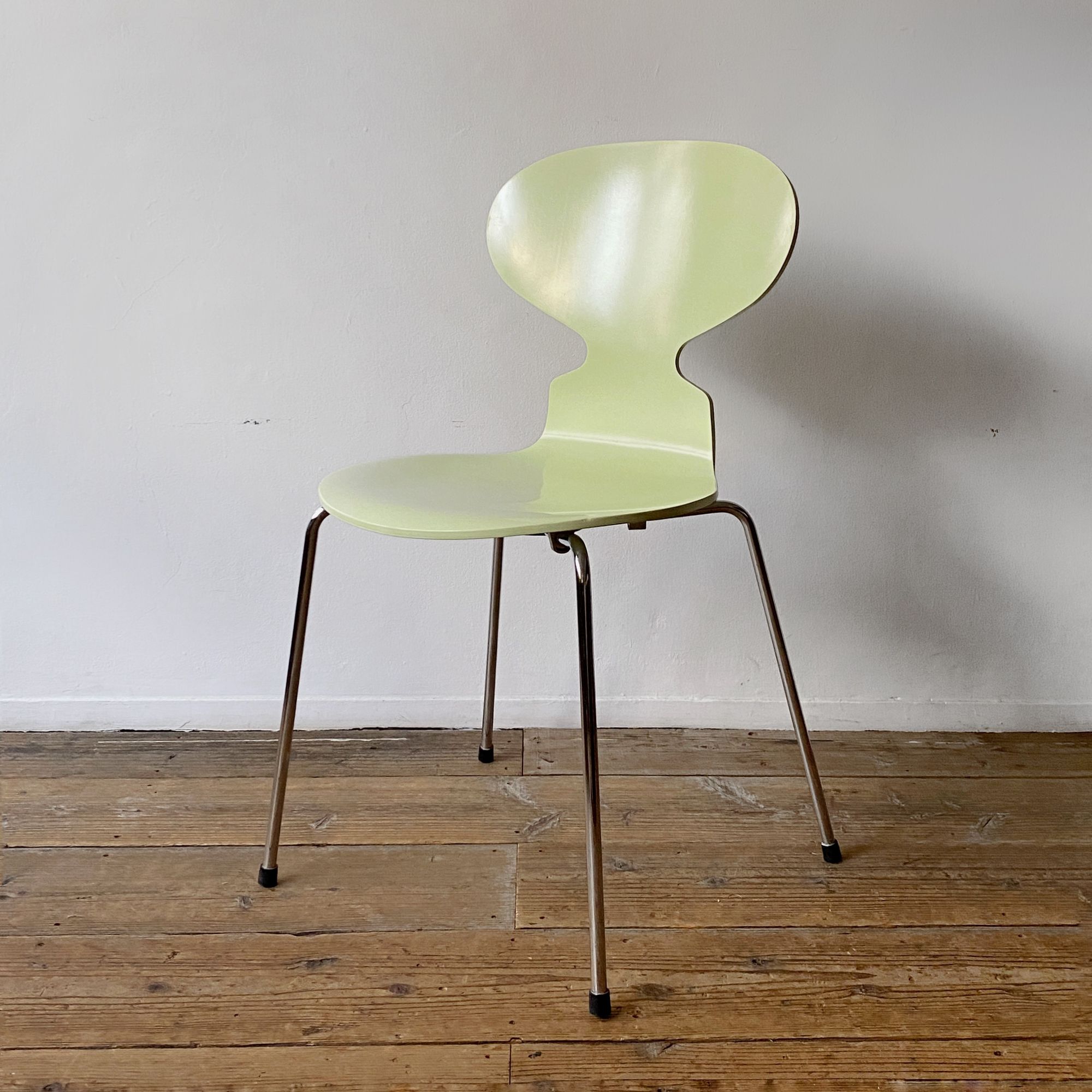 Ant Chair - minä perhonen