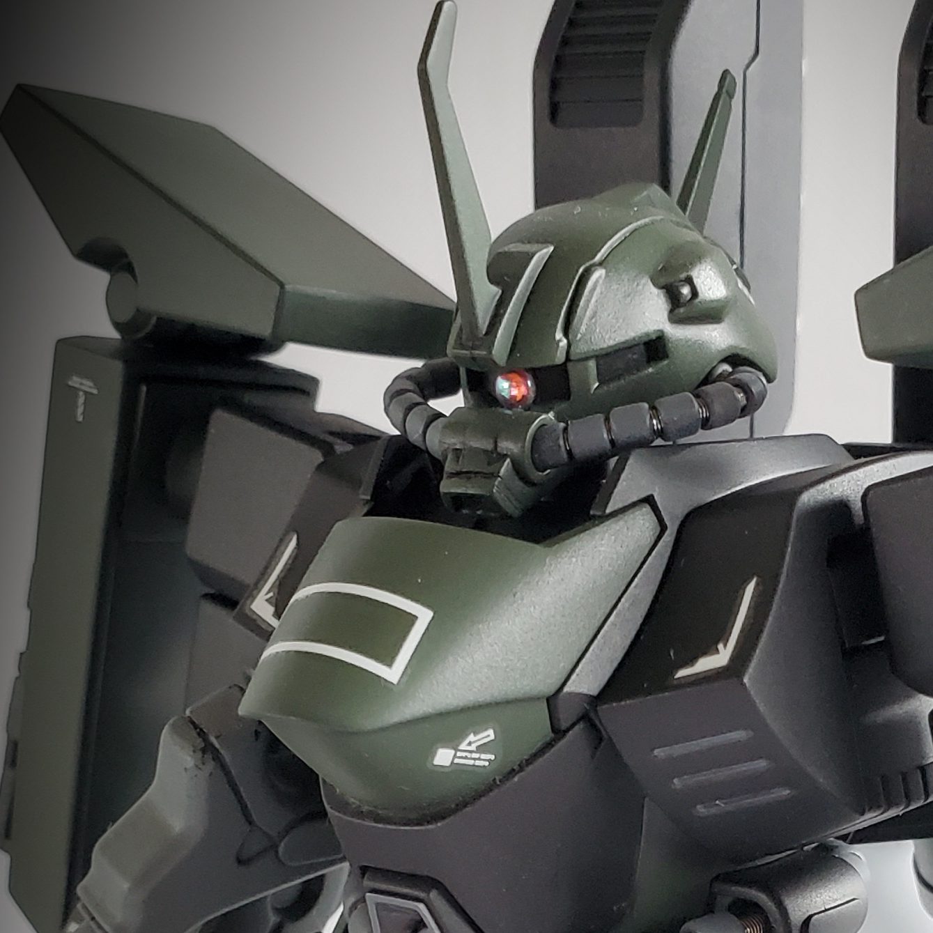 ザクⅢサイコミュカスタム｜T.K工房さんのガンプラ作品｜GUNSTA