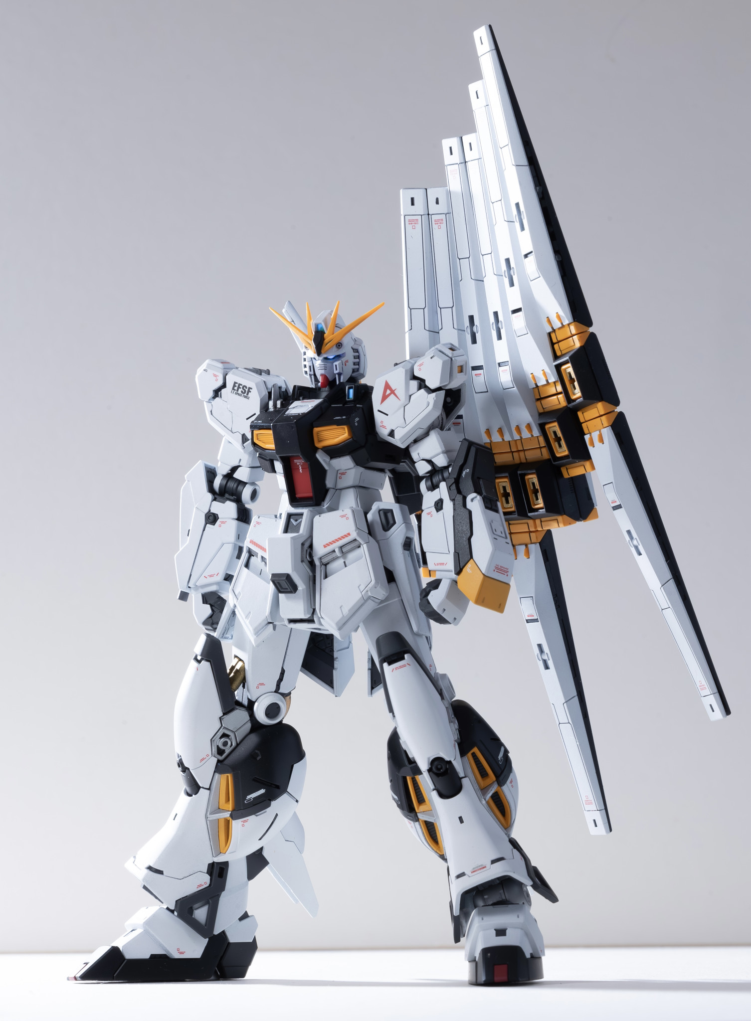 RG νガンダム｜MAD GRAPHTYさんのガンプラ作品｜GUNSTA（ガンスタ）