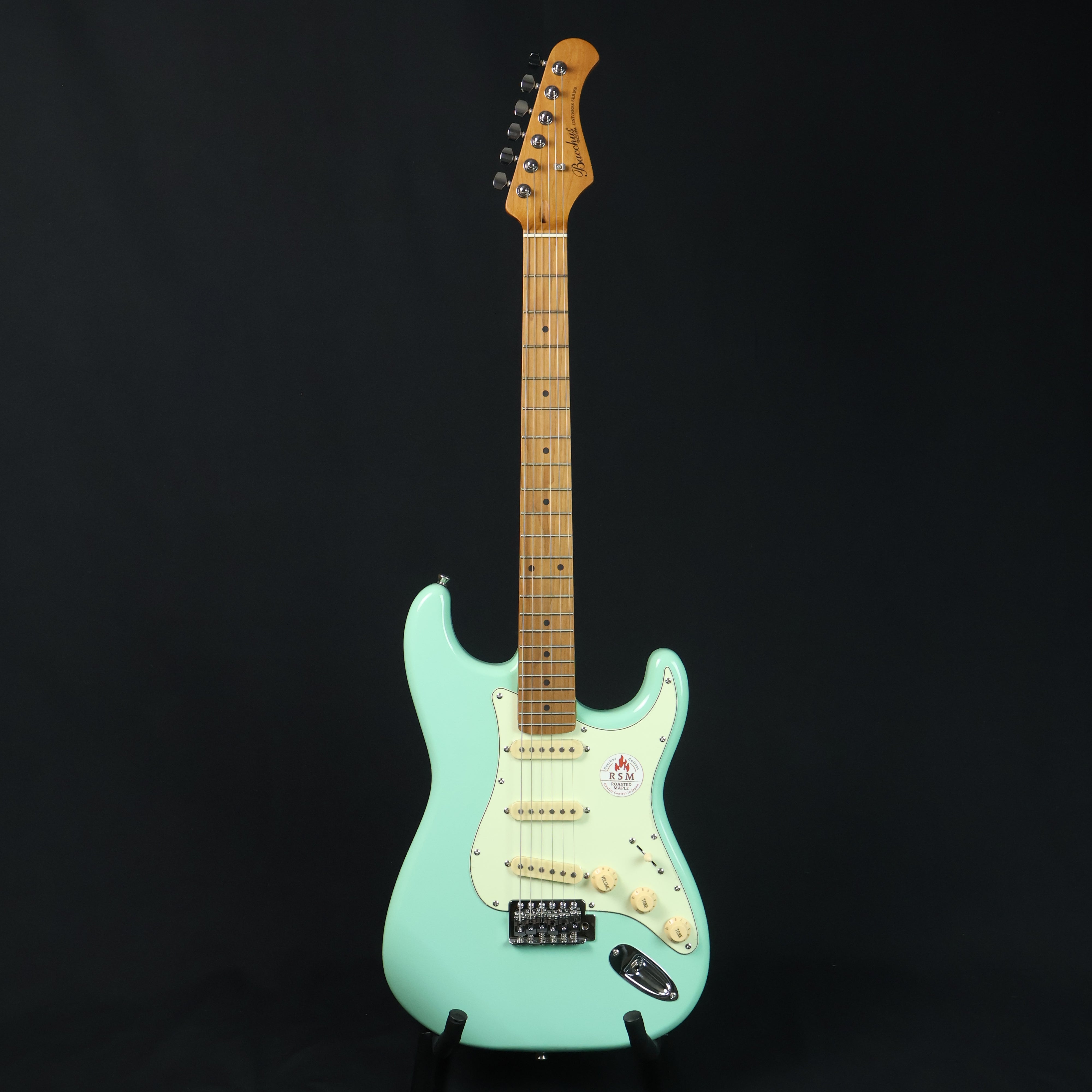 Bacchus BST-1-RSM/M Universe Series Roasted Maple FB, Stratocaster