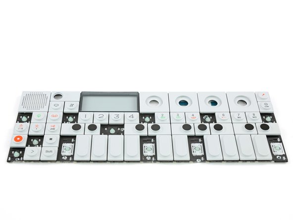 Teenage Engineering OP-1 キーボードの交換 - iFixit 修理ガイド
