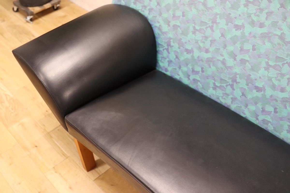 GMEH246B○GETAMA / ゲタマ September Sofa Model Ge-299 by Takashi