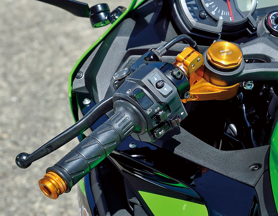 Ninja ZX-25Rを楽しくする最新パーツ群一挙紹介！CUSTOM PARTS CATALOG