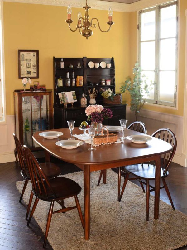 イギリスのアンティーク照明器具、真鍮製のおしゃれな3灯シャンデリア