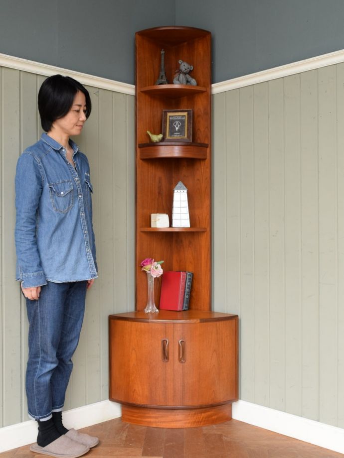G-planのおしゃれなビンテージ家具、フレスコのチーク材のコーナー