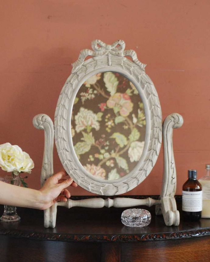アンティーク風家具、コクシグルのスタンドミラー（Mirror Coiffeuse