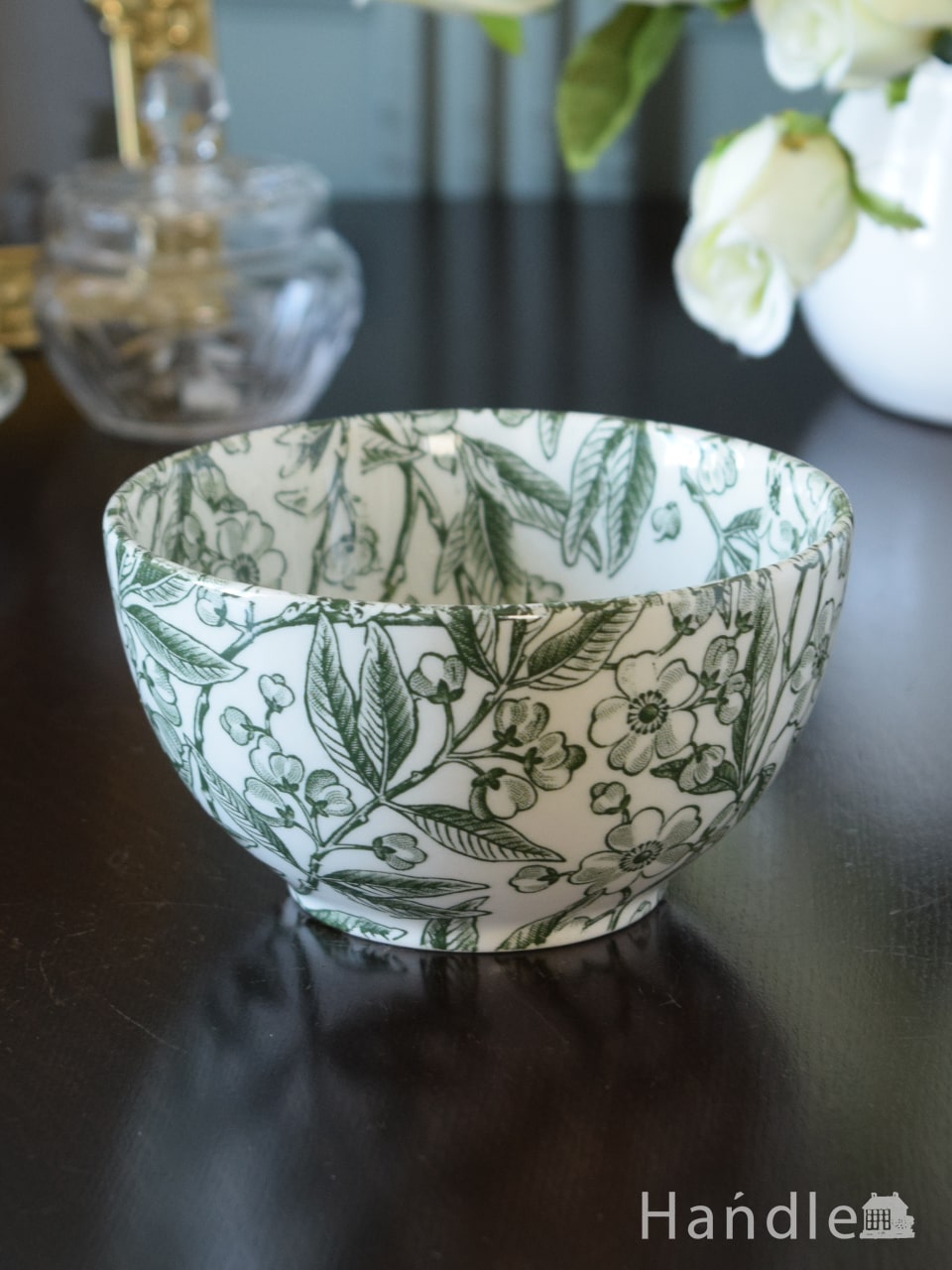 イギリスから届いたバーレイ社の食器、グリーンプルナス（Green Prunus