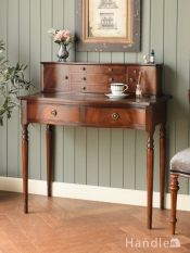 antique_desk1763162150.jpg