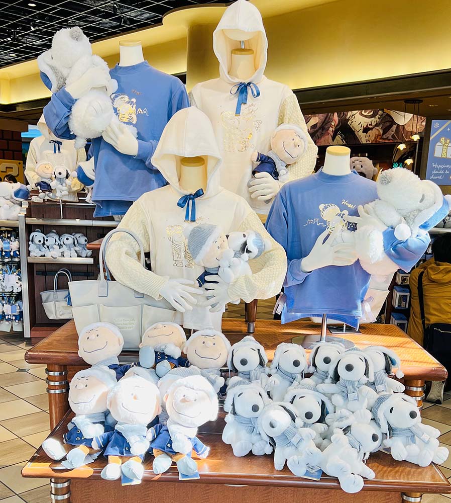 USJ2021クリスマスのスヌーピーグッズ♪【ぬいぐるみ・パーカー