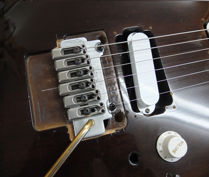 自作コンポーネントギター | Heavy Gauge Guitars