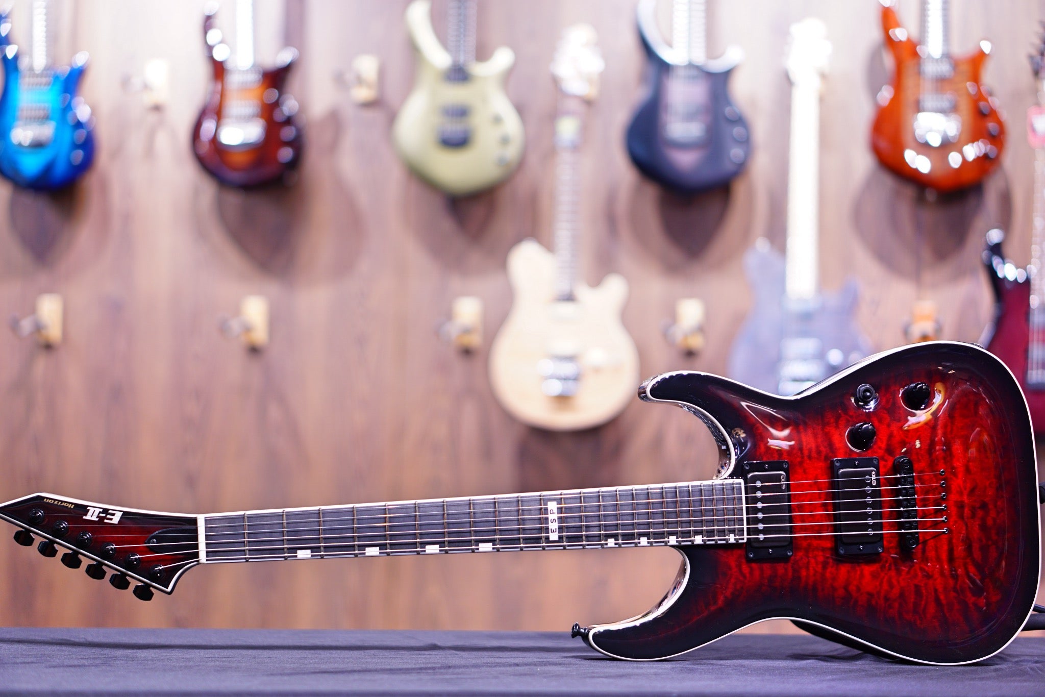 ESP E-II HORIZON NT SEE THRU BLACK CHERRY SUNBURST ES9873203