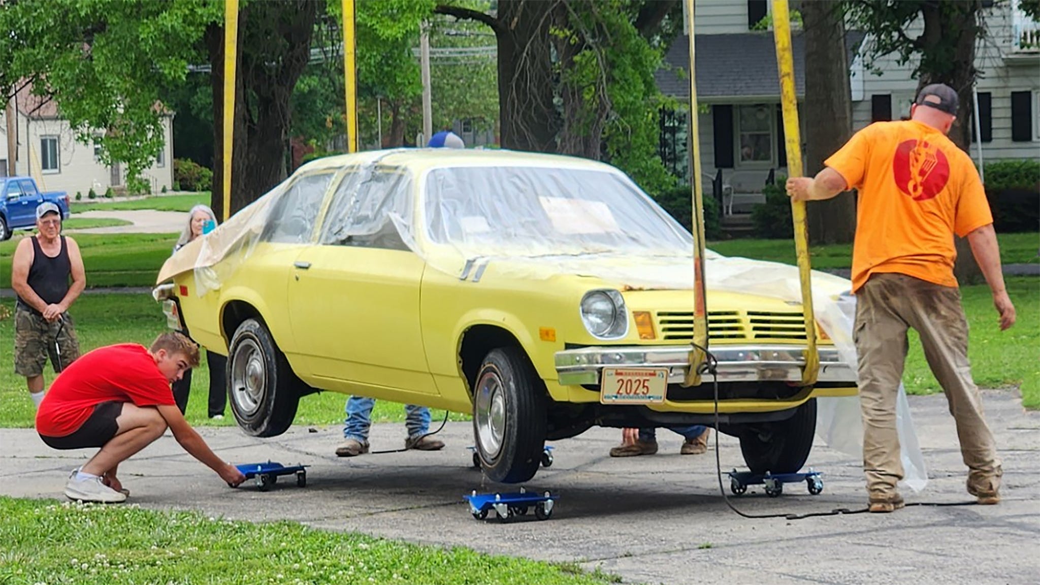 Barn Find: 1975 Chevrolet Vega Spent 50 Years in Time Capsule