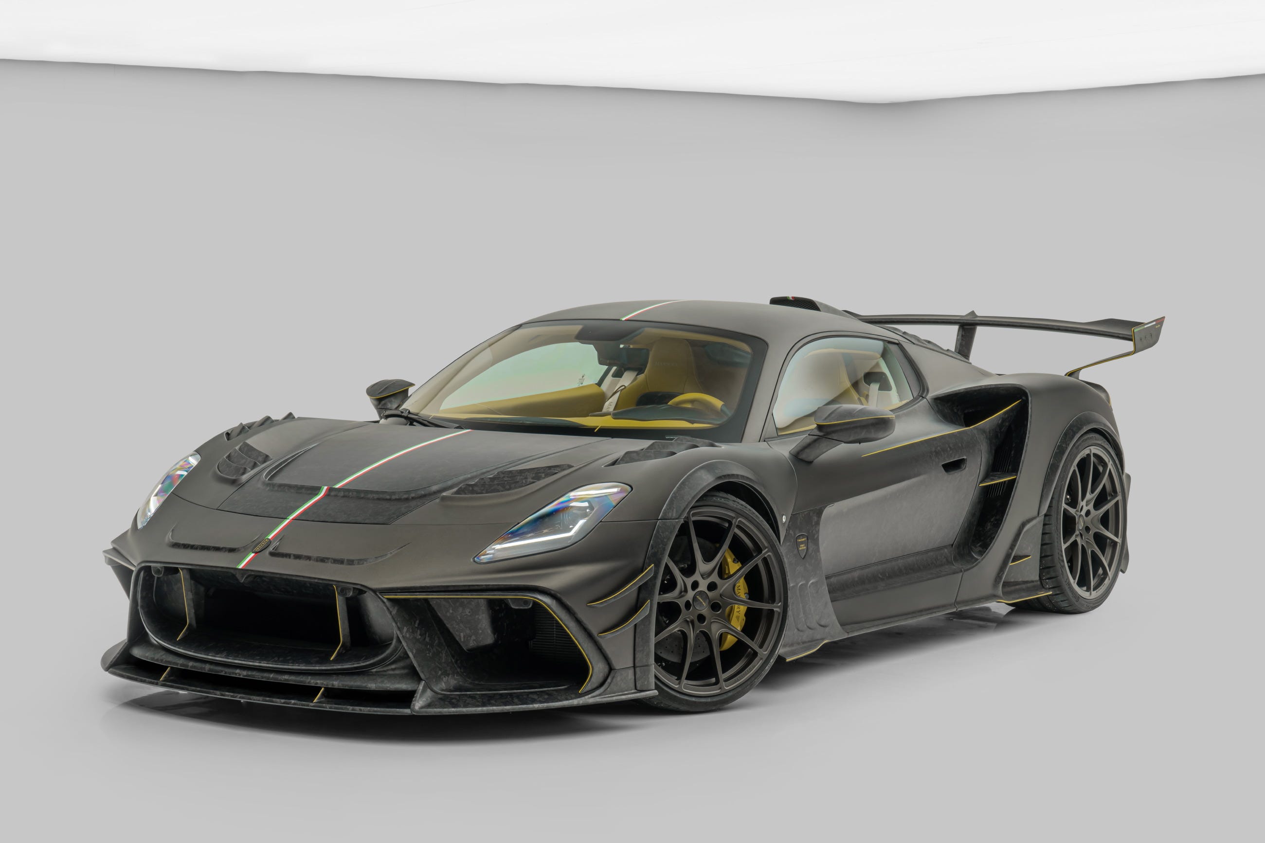 Mansory Takes Maserati MC20 to the Extreme with Forged Carbon