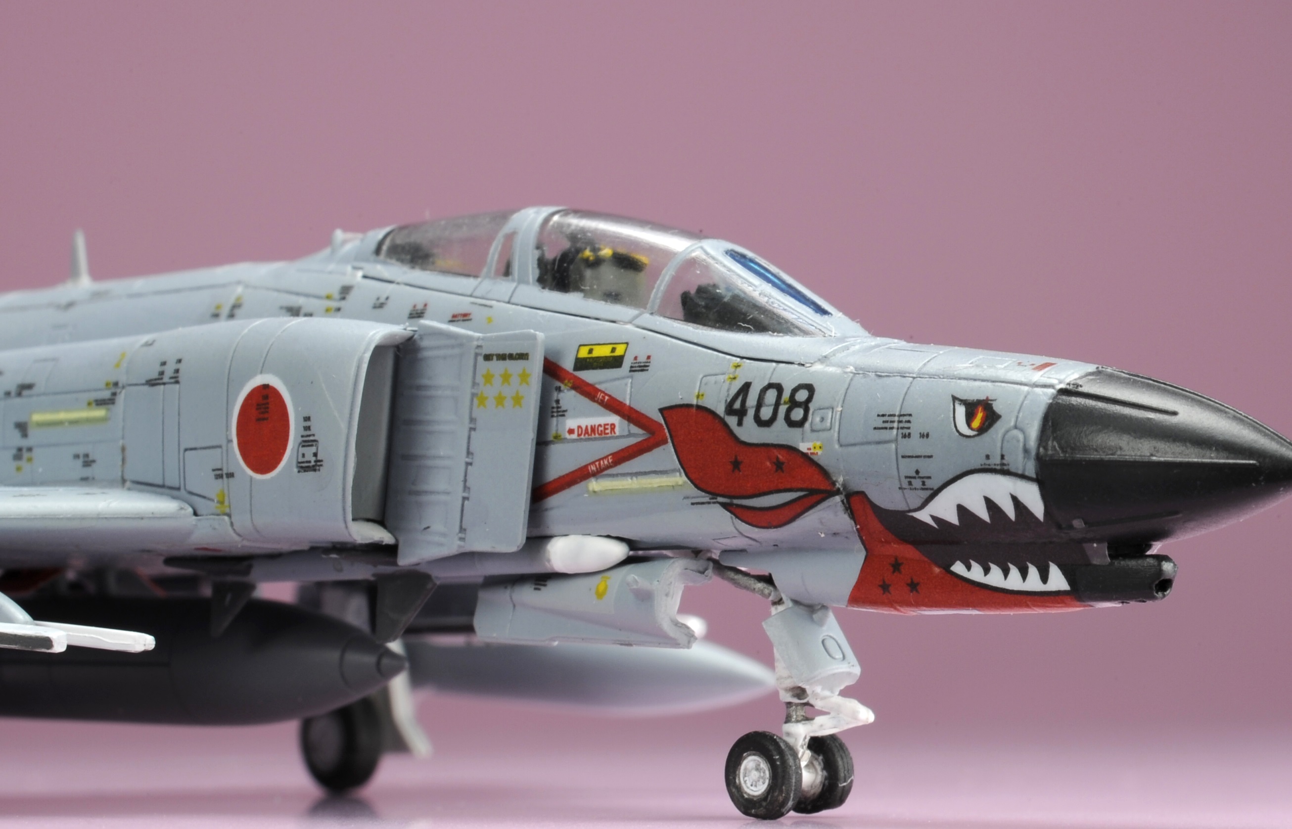 トミーテック技MIX「F-4EJ改」無彩色で技MIXの精度を楽しむ | 電撃