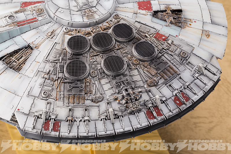 スター・ウォーズ／フォースの覚醒』ミレニアム・ファルコンの