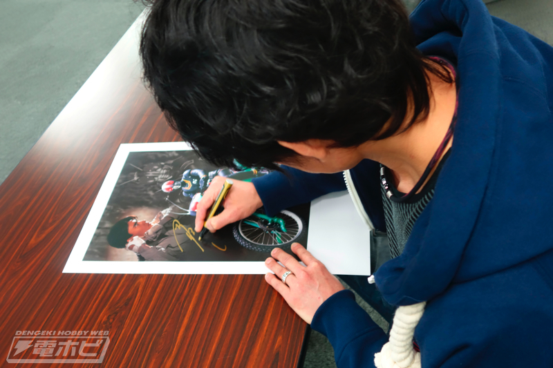仮面ライダーBLACK』が豪華フォトフレームパネル「ライダーヒーロー