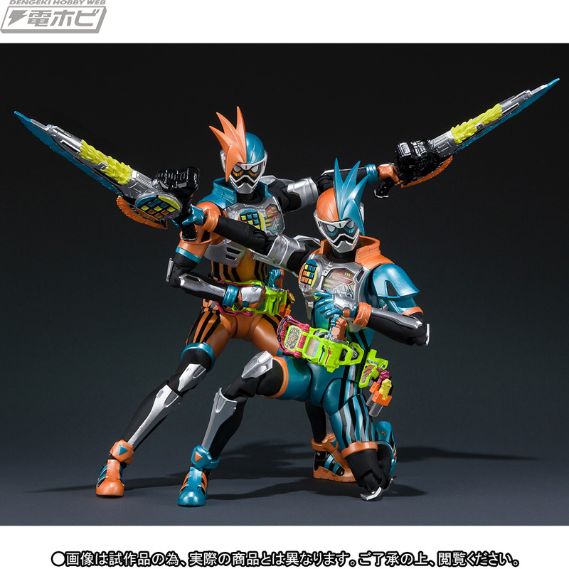 仮面ライダーエグゼイド』ダブルアクションゲーマー レベルXXがL、R