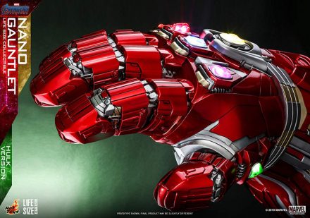アベンジャーズ／エンドゲーム』ハルク装着時のナノ・ガントレットが