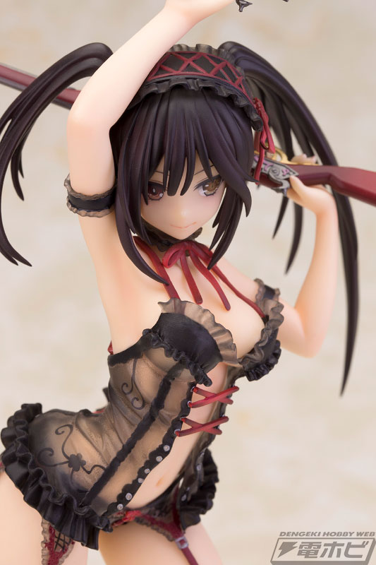 黒のスケスケランジェリー姿がセクシー！『デート・ア・ライブ
