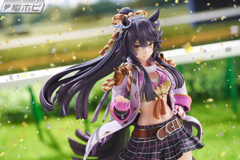 ウマ娘 プリティーダービー』ナリタブライアンが勝負服に身を包み