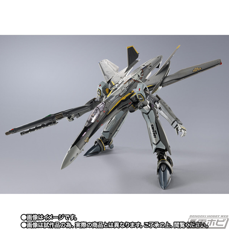 機体およびアーマードパーツ表面に艶消し処理を施して質感アップ