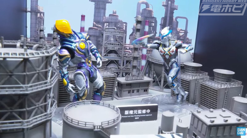 魂ネイション2023」の会場から仮面ライダー＆ウルトラマンの展示