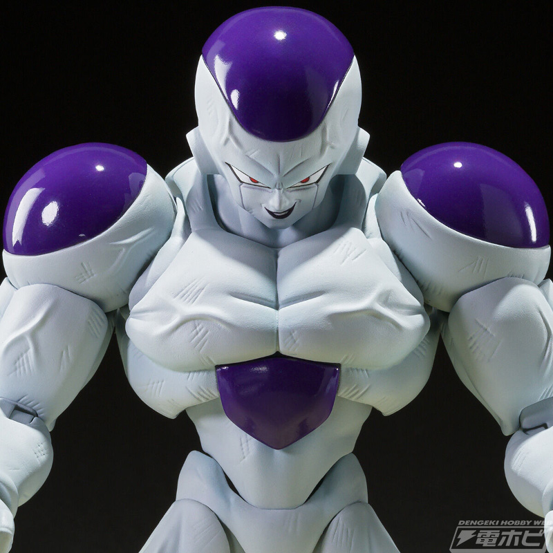 迫力満点のボディを再現！『ドラゴンボールZ』フルパワーフリーザが