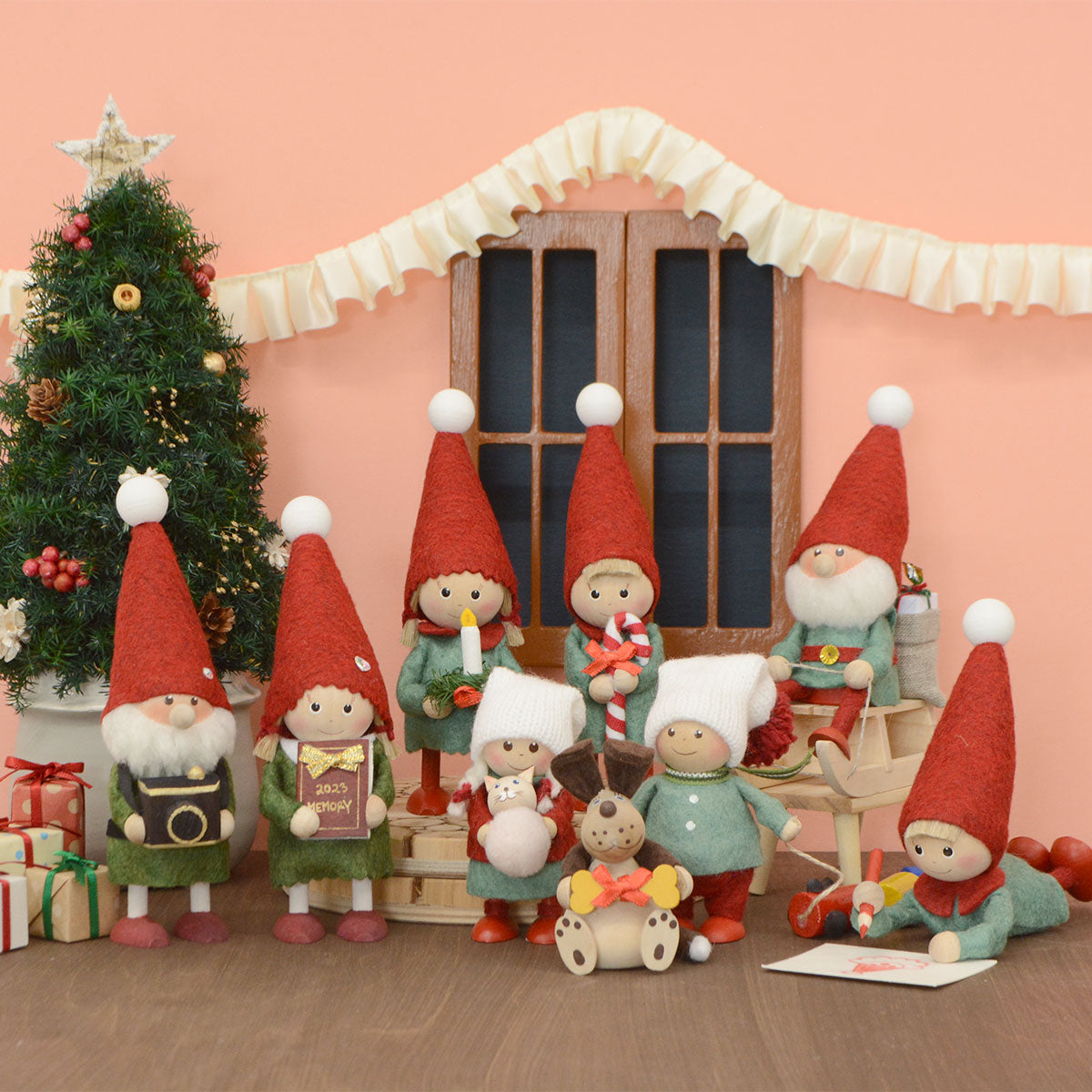 NORDIKA nisse ノルディカ ニッセ クリスマス 木製人形 ( 落書きをする