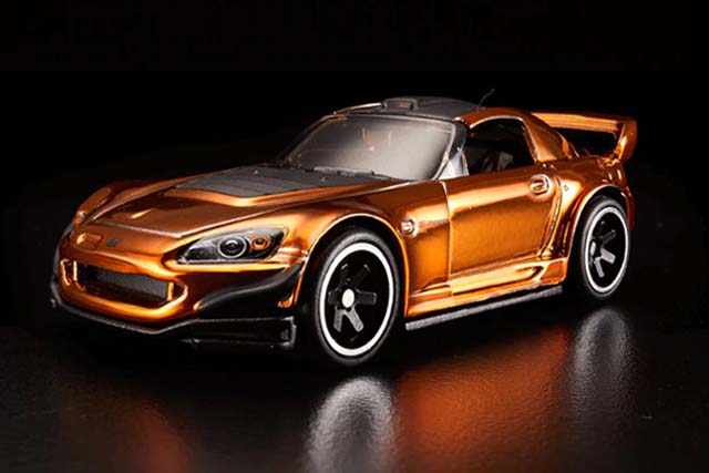RLC限定HONDA S2000の情報がHWCで登場！精細ヘッドライトと高級感