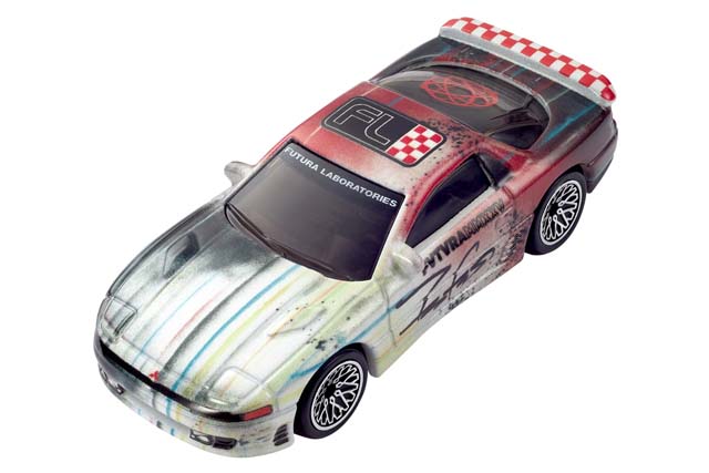 FUTURA LABORATORIESコラボのMITSUBISHI 3000GT VR-4が出るらしいな