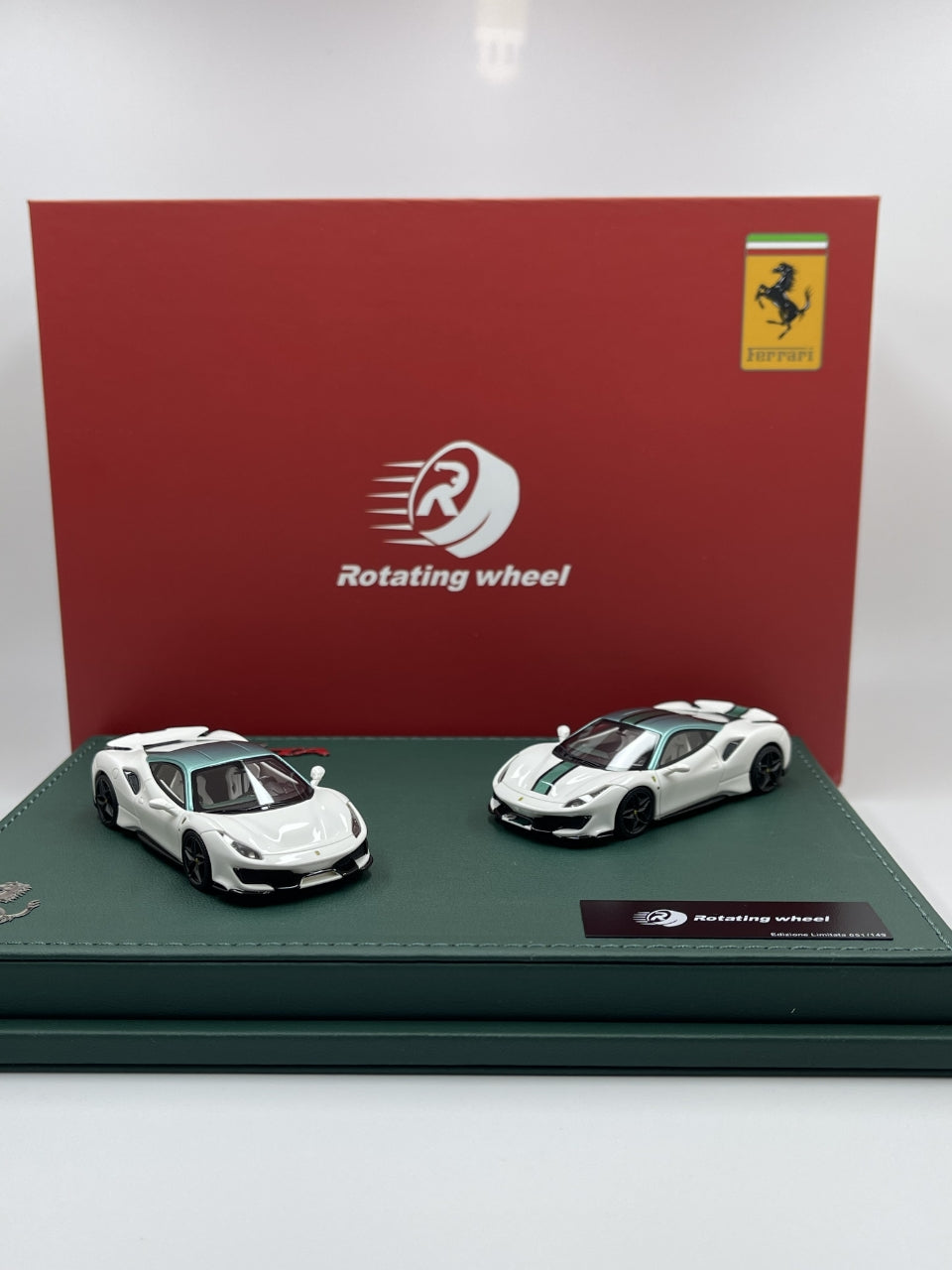 Rotating Wheel 1:64 Ferrari 488 Pista (2 Versions) – Horizon Diecast