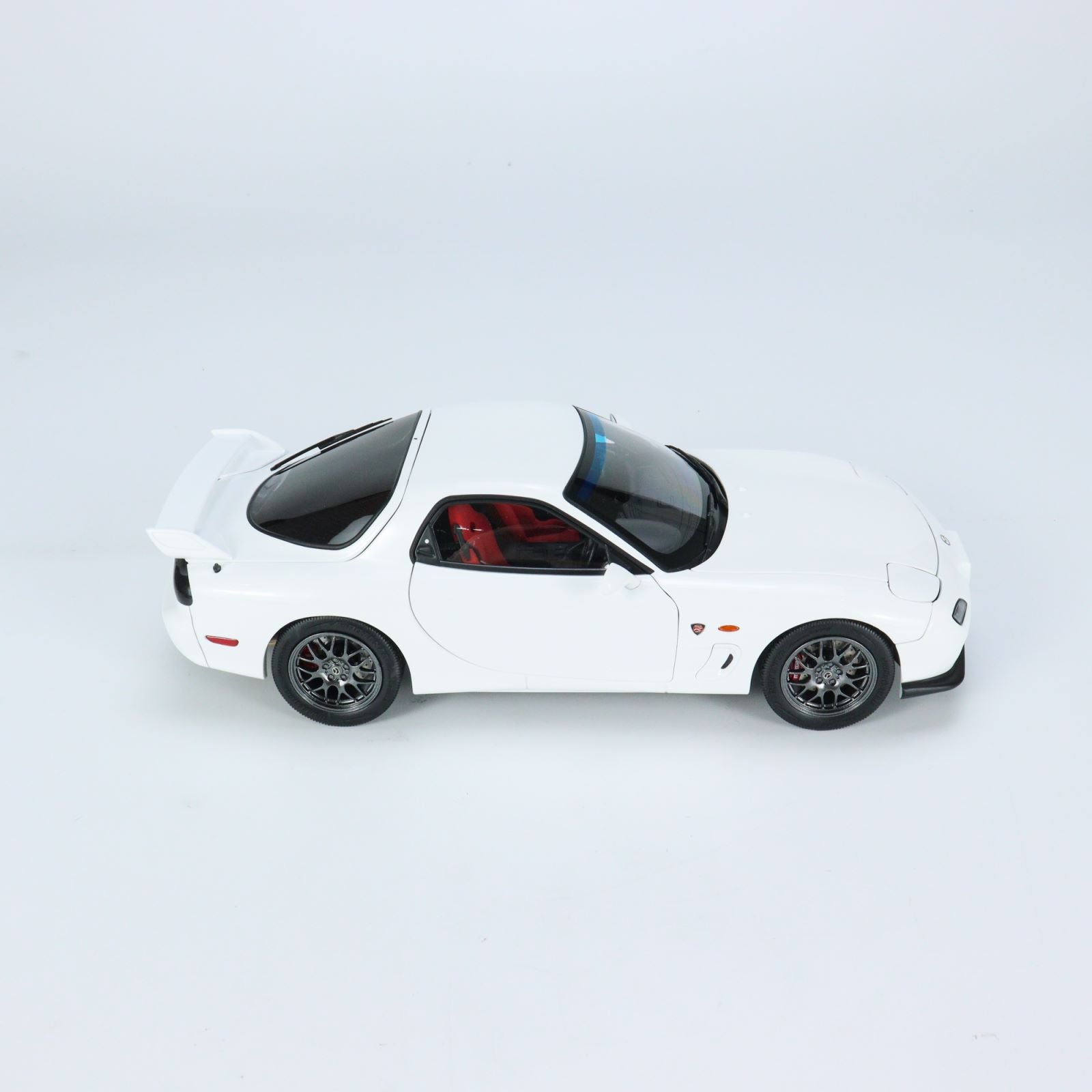 Polar Master 1:18 Mazda RX-7 Spirit R White Diecast Full Open