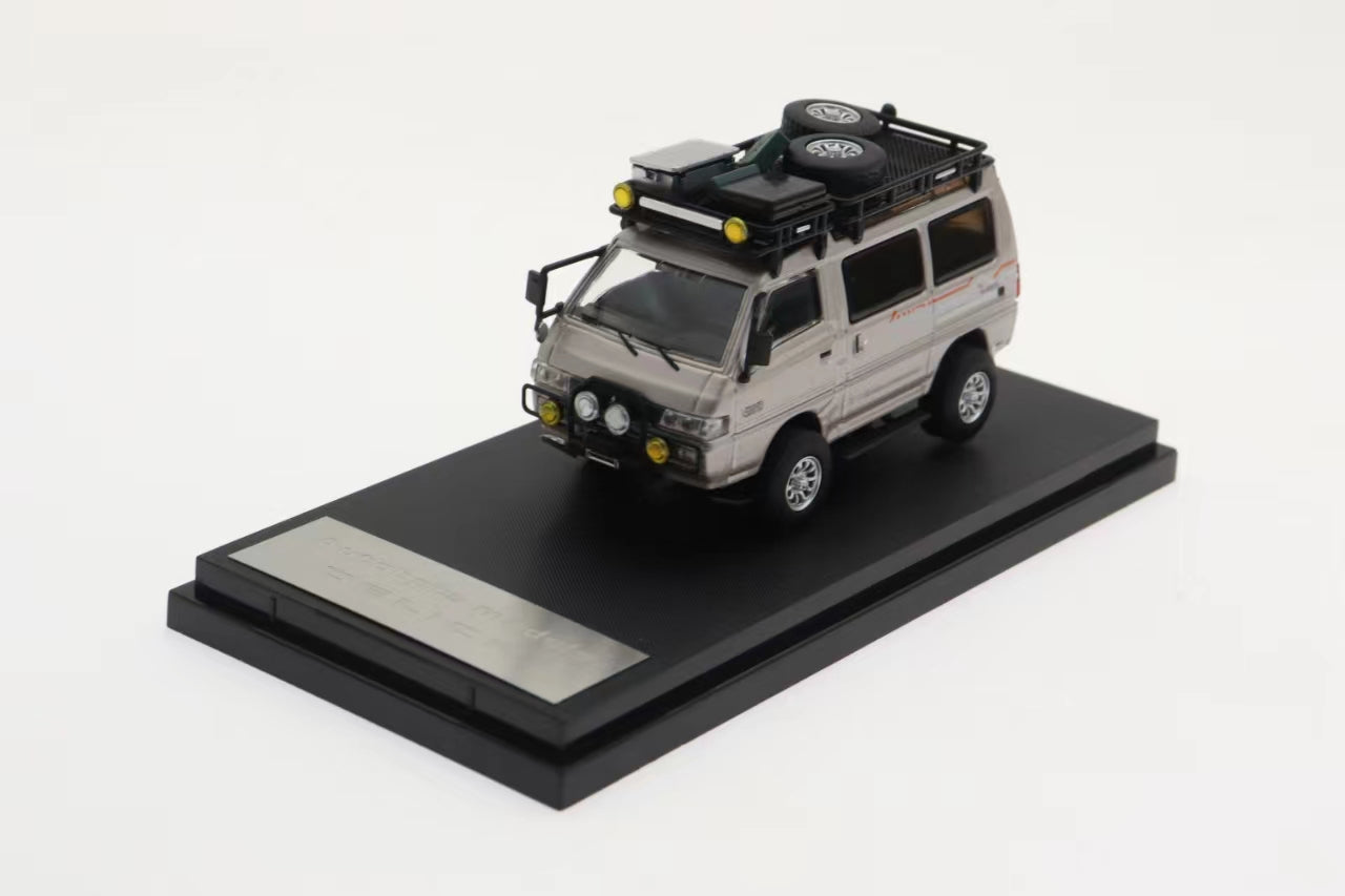 Autobots Models 1:64 Mitsubishi Delica Off-Road Version (5 Colors