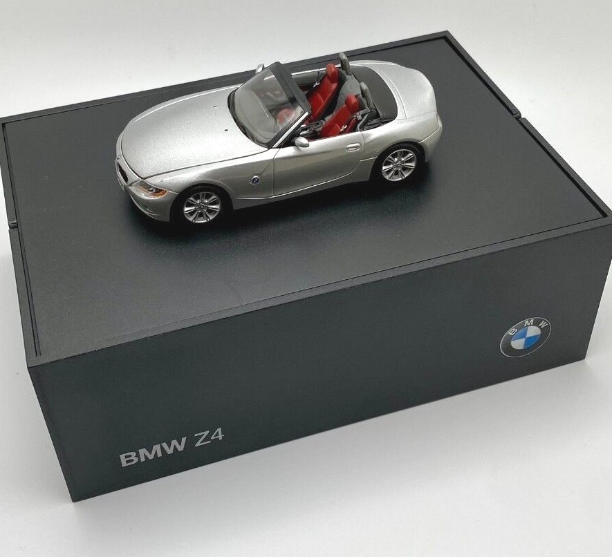 BMW Z4 E85 2002-2008, Diecast Model, Silver, 1:43 Scale, 80-42-0