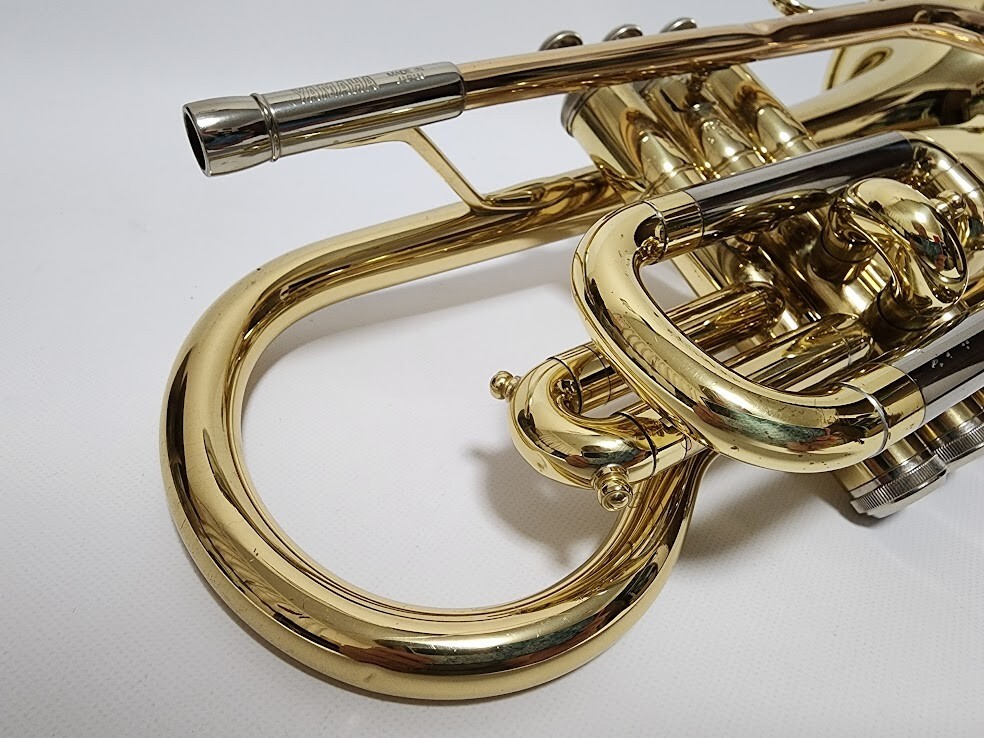 YAMAHA YCR-2330 Cornet Trumpet with Hard Case Musical instrument
