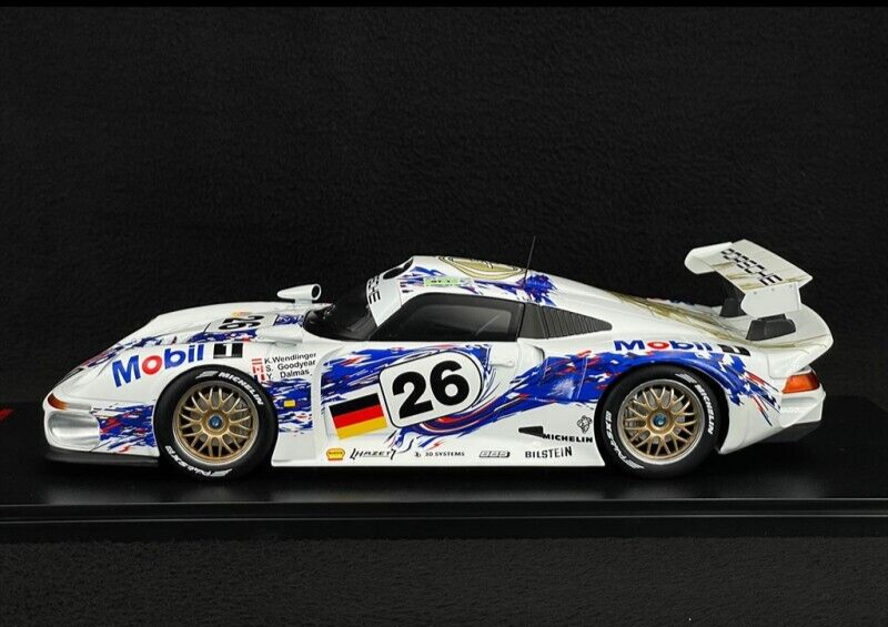 PORSCHE 911 GT1 LE MANS 1996 1/18 SCALE DIECAST MODEL CAR BY WERKS
