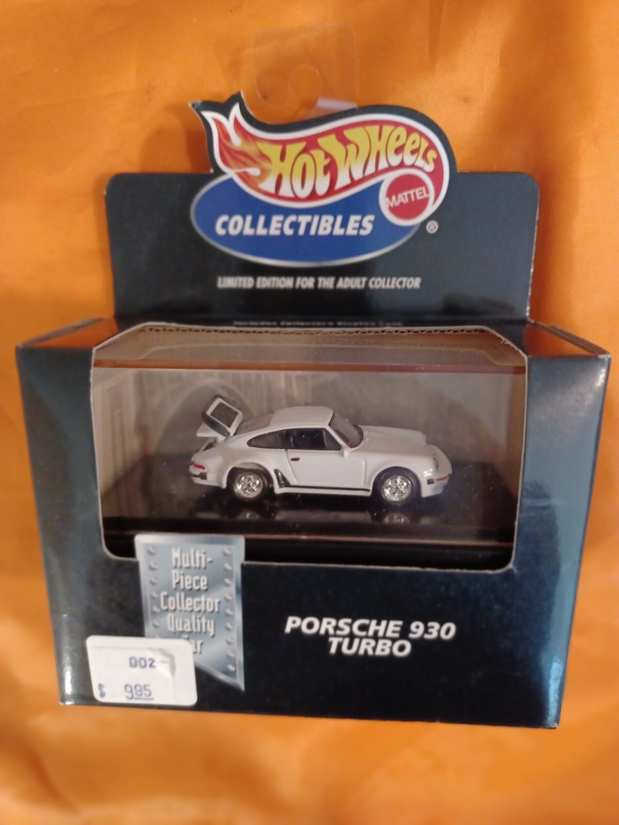 Hot Wheels Porsche 930 Turbo - White (Black Box Collectibles) 1:64