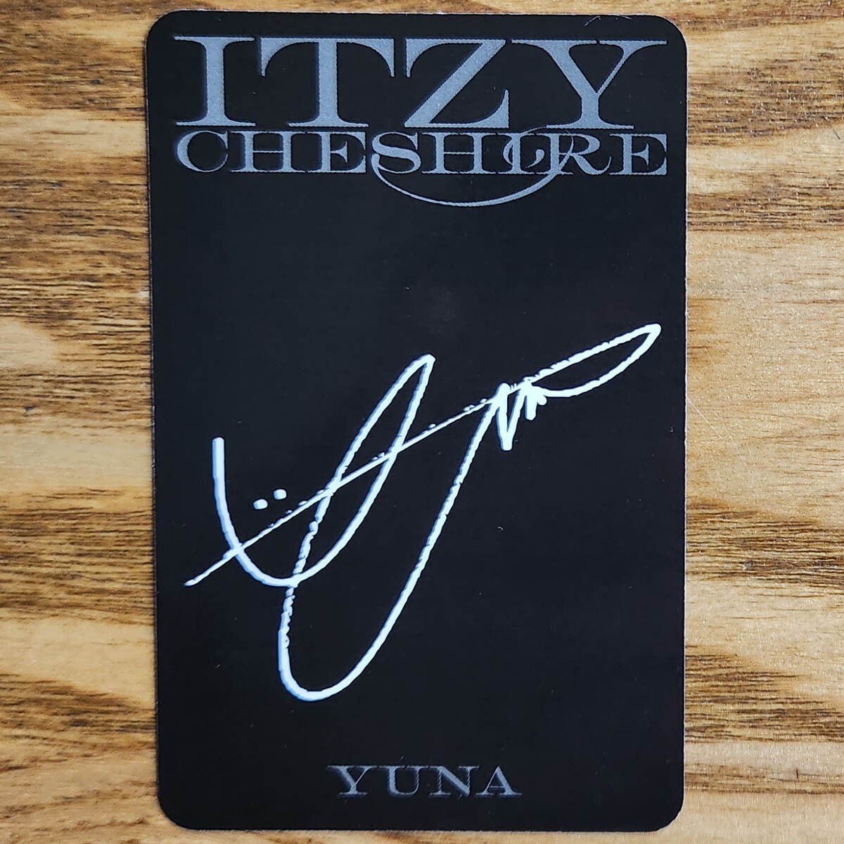 Yuna Official Photocard Itzy Mini Album Cheshire Genuine Kpop | eBay