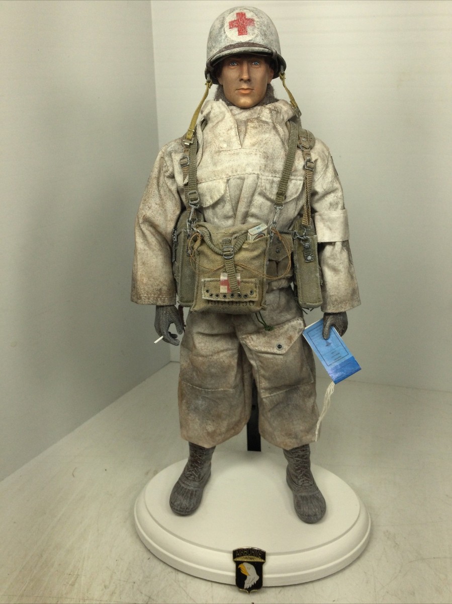 1/6 DRAGON US 101ST AIRBORNE MEDIC PARATROOPER WINTER CAMPAIGN