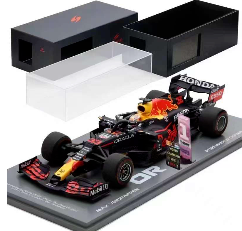 1/18 Red Bull F1 RB16B RA620H #33 Winner Abu Dhabi W/ Case Max