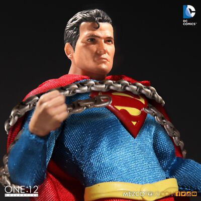 Mezco Toyz DC One:12 Collective Superman Classic Version Action