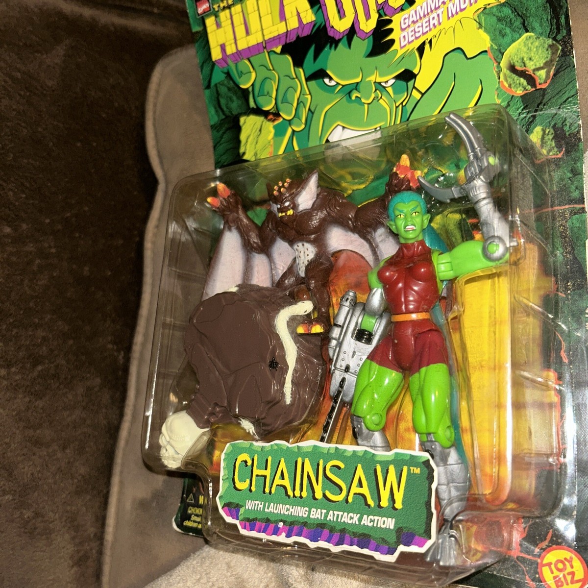 Marvel The Incredible Hulk Outcasts Chainsaw Action Figure Toybiz