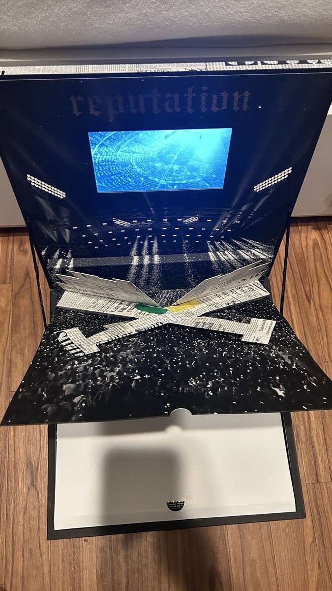 Taylor Swift Reputation Tour VIP Box - ALL items (+2 rep tour