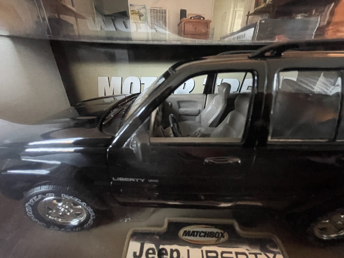matchbox jeep liberty 1:18 | eBay