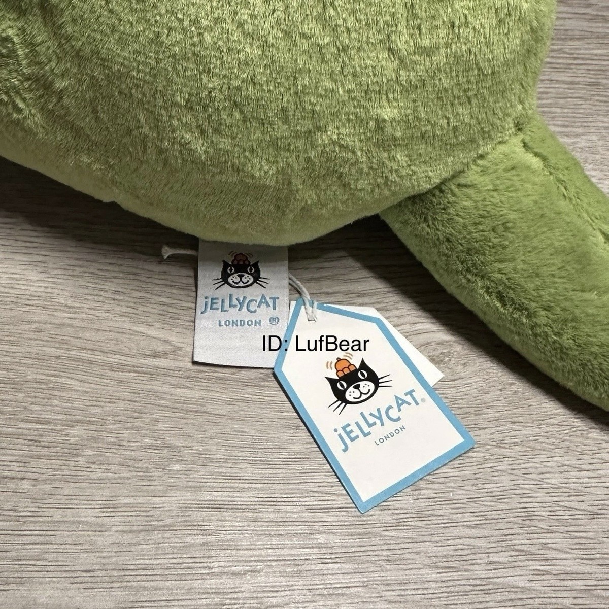 AUTHENTIC❗️Jellycat Caractacus chameleon- NWT Retired- SHIPS