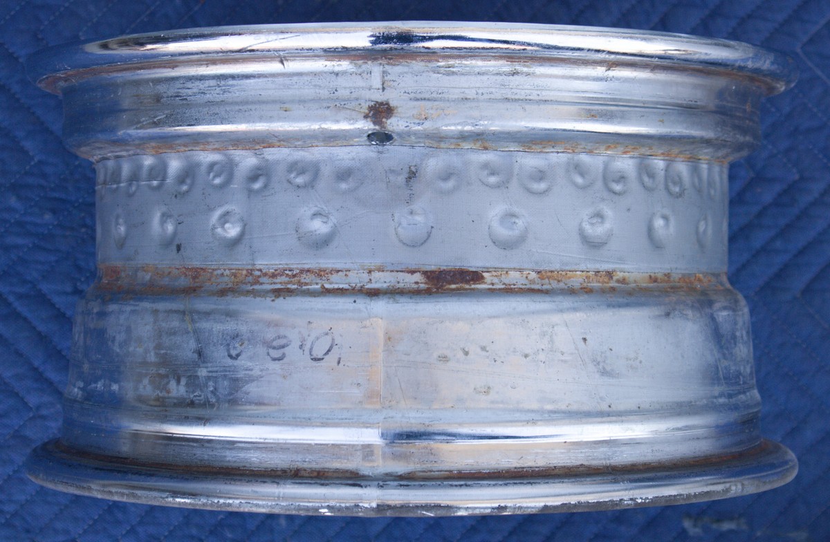 Original vintage Zenith 14x7 chrome steel wire wheels rims set