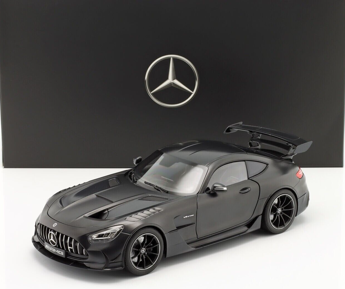 1/18 Mercedes AMG GT Black Series 2021 Model by Norev B66960598