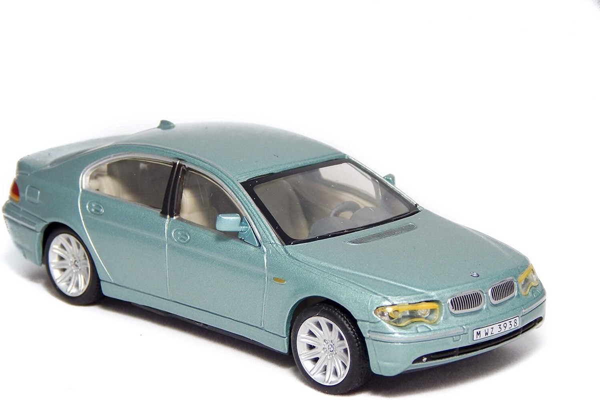 Cararama 1:43 BMW 7 Series 745i E65 2004 Light Blue 730i 735i 750i