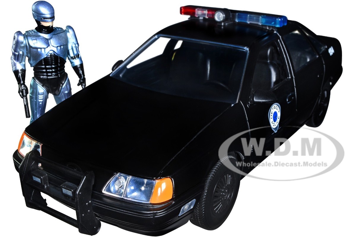FORD TAURUS OCP DETROIT POLICE & ROBOCOP FIGURE 1/24 DIECAST MODEL