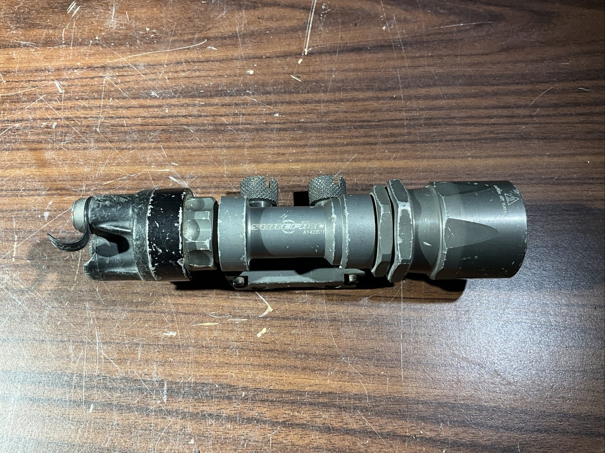 Surefire Flashlight M951 Weapon Light Without Pressure Switch Or